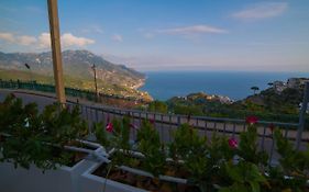 Blu Ravello